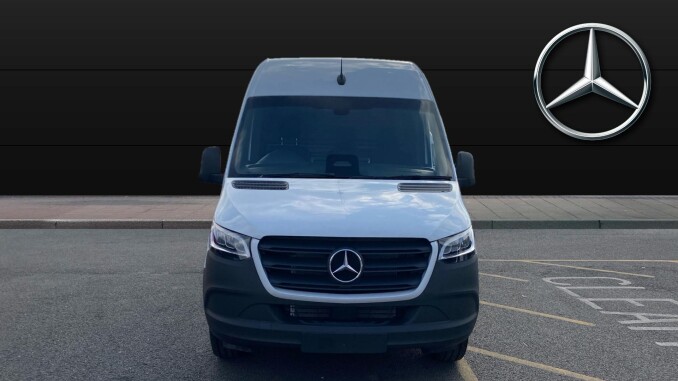 Mercedes-Benz Sprinter 315Cdi L3 Diesel Rwd 3.5t H2 Select Van - Image 5